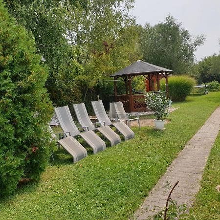 Nádliget Vendégház Ábrahámhegy Esterno foto